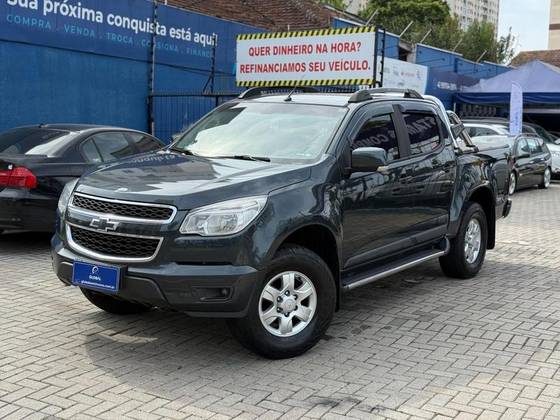 CHEVROLET S10 2.5 LT 4X2 CD 16V FLEX 4P MANUAL CHEVROLET S10 2.5 LT 4X2 CD 16V FLEX 4P MANUAL